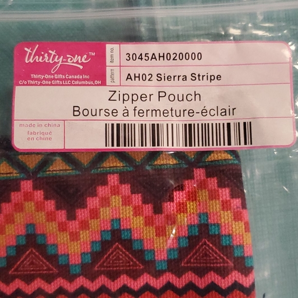 NIB Zipper Pouch - Picture 4 of 4